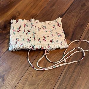 Strapless swimsuit top